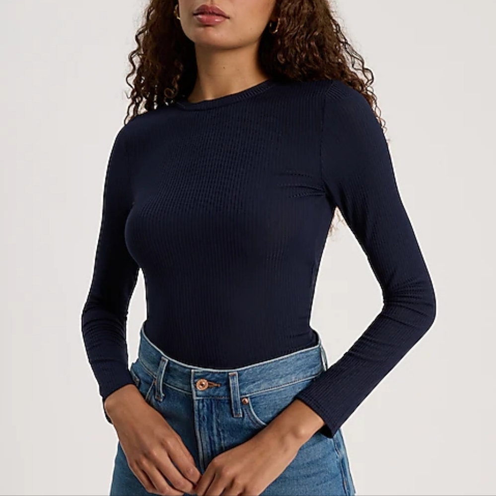 Express Fitted Ribbed Crew Neck Long Sleeve Tee